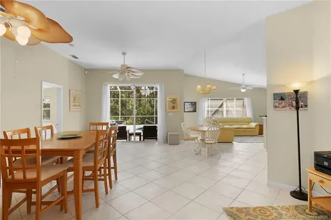 486 NW Sunflower Place Jensen Beach FL 34957