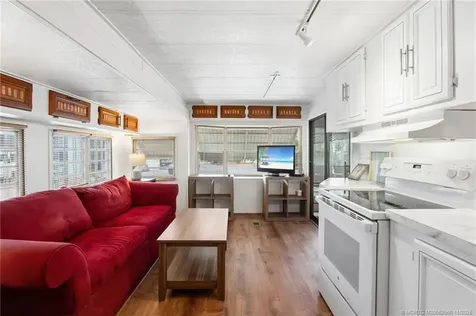 580 Nettles Boulevard Jensen Beach FL 34957