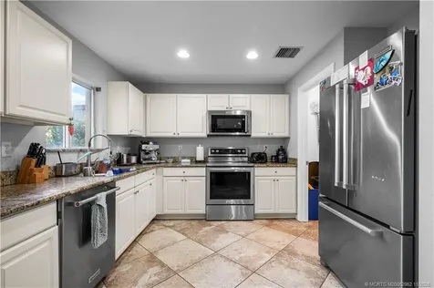 5532 SE Graham Drive Stuart FL 34997