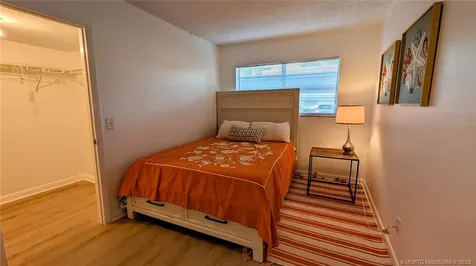 2950 SE Ocean Boulevard Stuart FL 34996