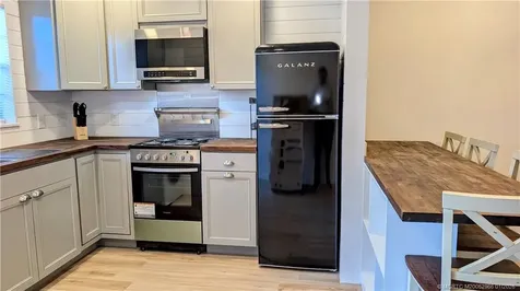 2950 SE Ocean Boulevard Stuart FL 34996