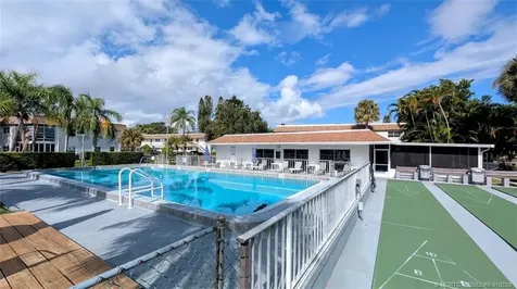 2950 SE Ocean Boulevard Stuart FL 34996