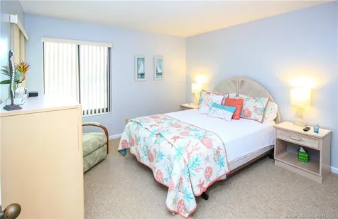 4540 NE Sandpebble Trace Stuart FL 34996