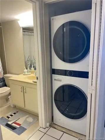 4540 NE Sandpebble Trace Stuart FL 34996