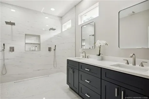 1018 Carolina Circle SW Vero Beach FL 32962