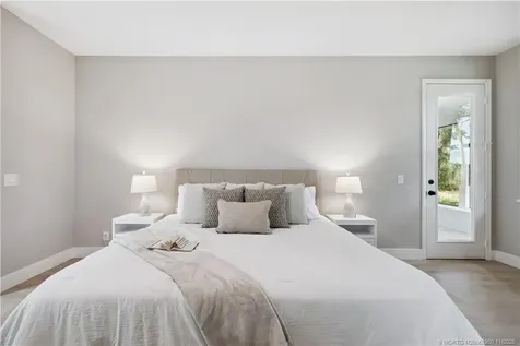 1018 Carolina Circle SW Vero Beach FL 32962