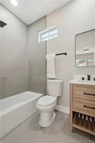 1018 Carolina Circle SW Vero Beach FL 32962