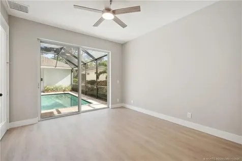 1018 Carolina Circle SW Vero Beach FL 32962