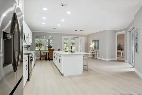 1018 Carolina Circle SW Vero Beach FL 32962