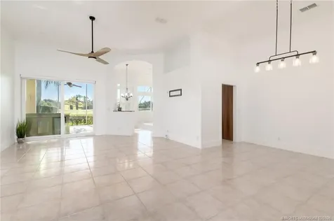 1826 SE Killean Court Port St Lucie FL 34952