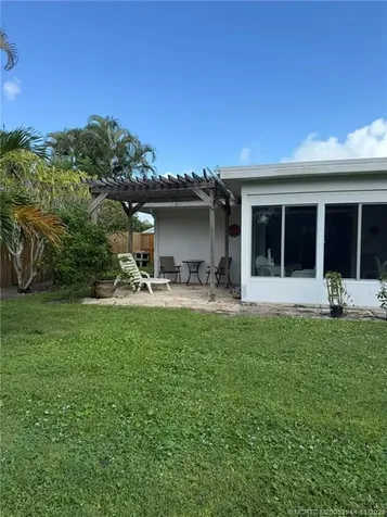 590 NE Lima Vias Jensen Beach FL 34957