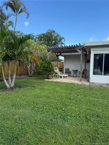590 NE Lima Vias Jensen Beach FL 34957