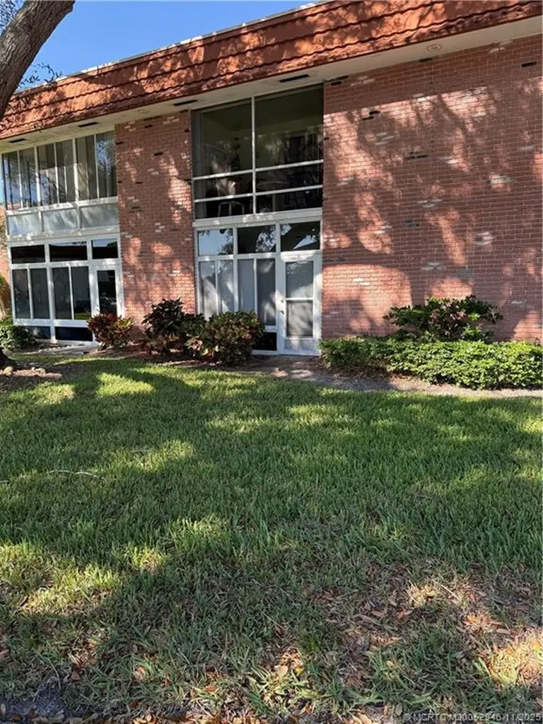 1225 NW 21st Street NW Stuart FL 34994