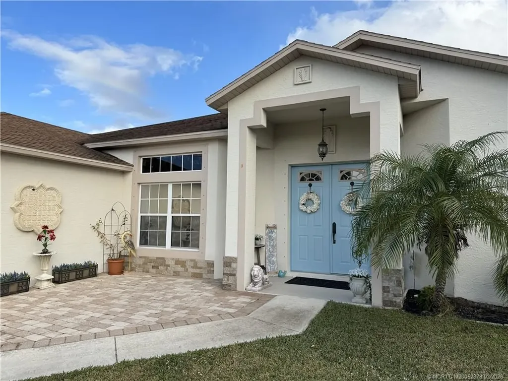 2573 SW Calender Street Port St Lucie FL 34953