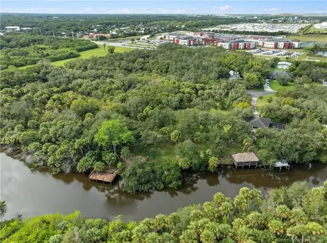 2260 Sweetwater Drive Fort Pierce FL 34981