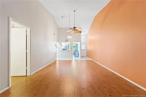 1656 SE Green Acres Circle Port St Lucie FL 34952