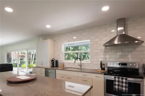 3342 SE Court Drive Stuart FL 34997