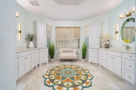 6919 SE Sleepy Hollow Lane Stuart FL 34997