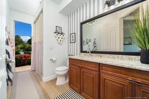 6919 SE Sleepy Hollow Lane Stuart FL 34997