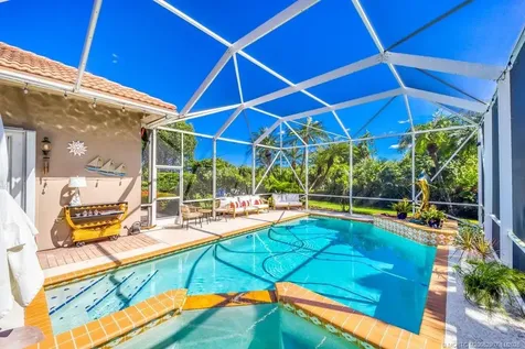 6919 SE Sleepy Hollow Lane Stuart FL 34997