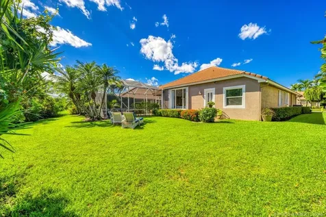 6919 SE Sleepy Hollow Lane Stuart FL 34997