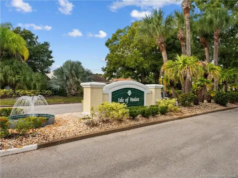 597 NW San Remo Circle Port St Lucie FL 34986