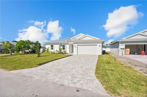 1083 NW 12th Terrace Stuart FL 34994