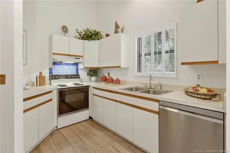 6001 SE Martinique Drive Stuart FL 34997