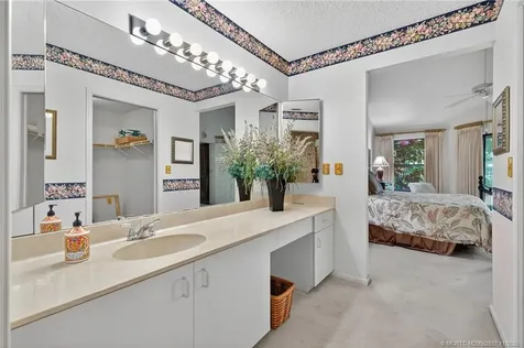 6001 SE Martinique Drive Stuart FL 34997