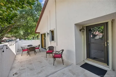 6001 SE Martinique Drive Stuart FL 34997