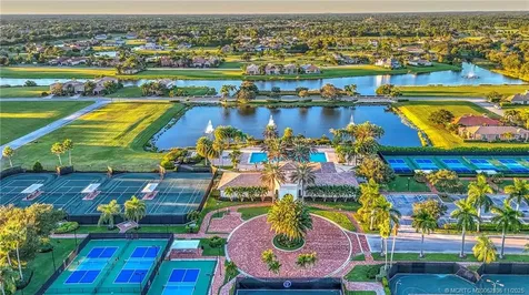 168 SE Rio Angelica Port St Lucie FL 34984