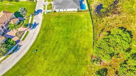 168 SE Rio Angelica Port St Lucie FL 34984