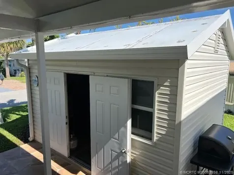 6120 Holly Lane Lantana FL 33462