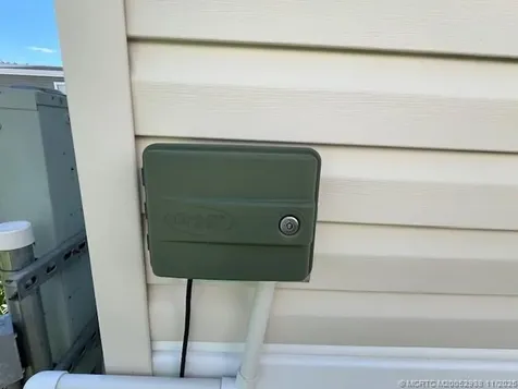 6120 Holly Lane Lantana FL 33462