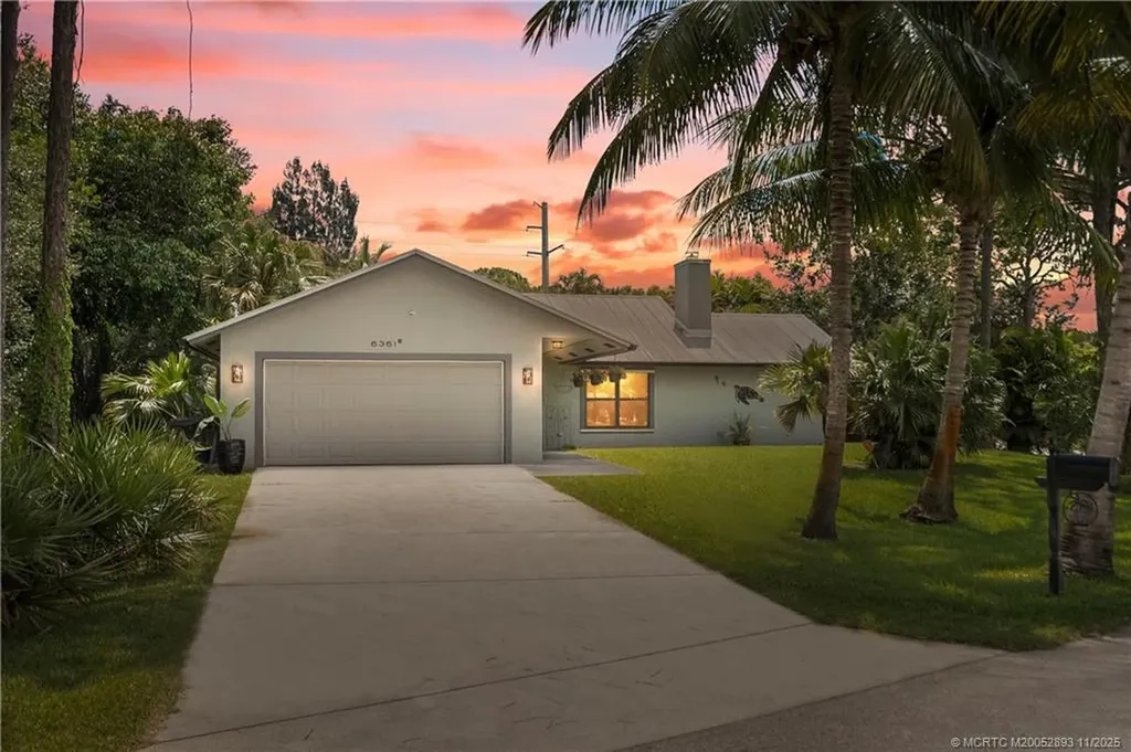 6361 SE Phillips Bend Avenue Stuart FL 34997