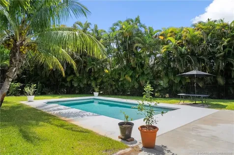 6361 SE Phillips Bend Avenue Stuart FL 34997