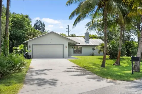 6361 SE Phillips Bend Avenue Stuart FL 34997