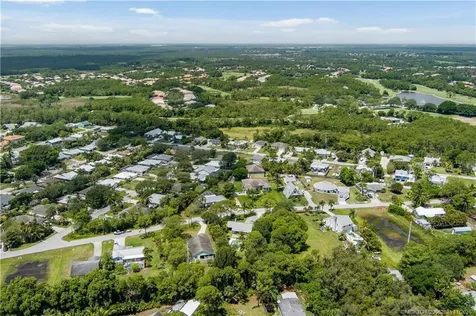 6361 SE Phillips Bend Avenue Stuart FL 34997