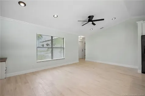 6361 SE Phillips Bend Avenue Stuart FL 34997