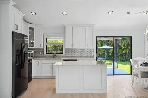 6361 SE Phillips Bend Avenue Stuart FL 34997