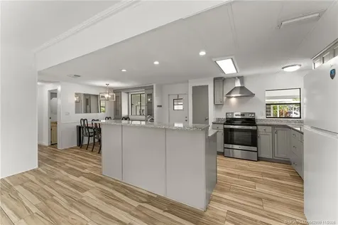 2733 SW Thunderbird Trail Stuart FL 34997