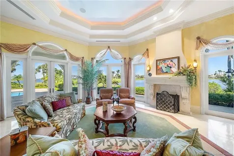 6381 SE Harbor Circle Stuart FL 34996