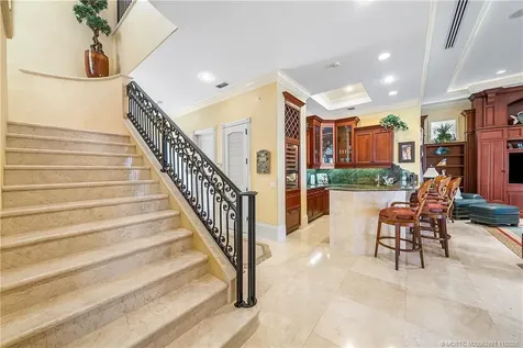 6381 SE Harbor Circle Stuart FL 34996