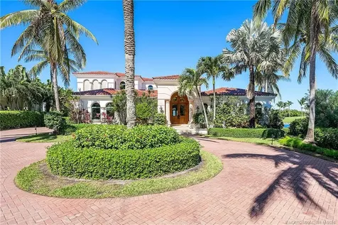 6381 SE Harbor Circle Stuart FL 34996