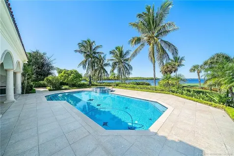 6381 SE Harbor Circle Stuart FL 34996