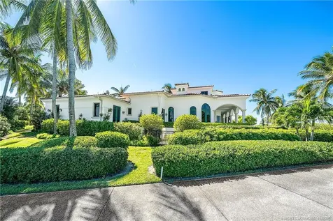 6381 SE Harbor Circle Stuart FL 34996