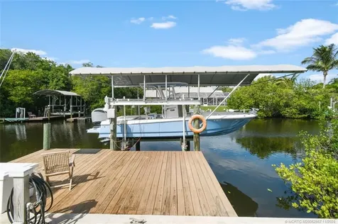 8295 SE Palm Street Hobe Sound FL 33455