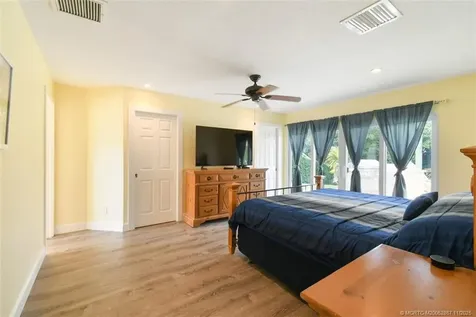 8295 SE Palm Street Hobe Sound FL 33455