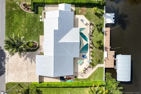 8295 SE Palm Street Hobe Sound FL 33455