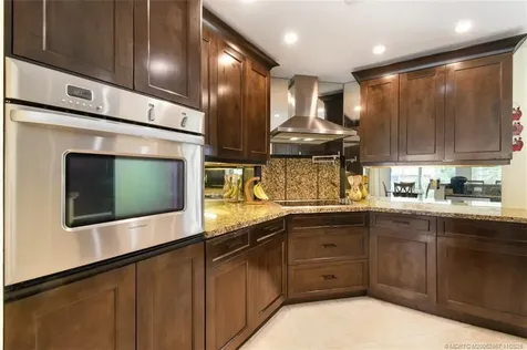 8295 SE Palm Street Hobe Sound FL 33455